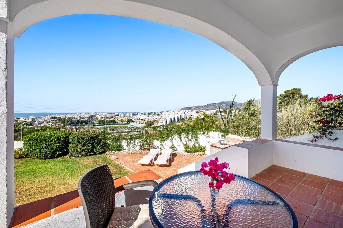 2 Bed Detached Villa in Nerja