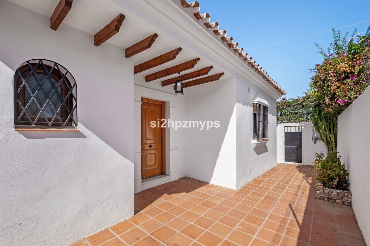 2 Bed Detached Villa in Nerja