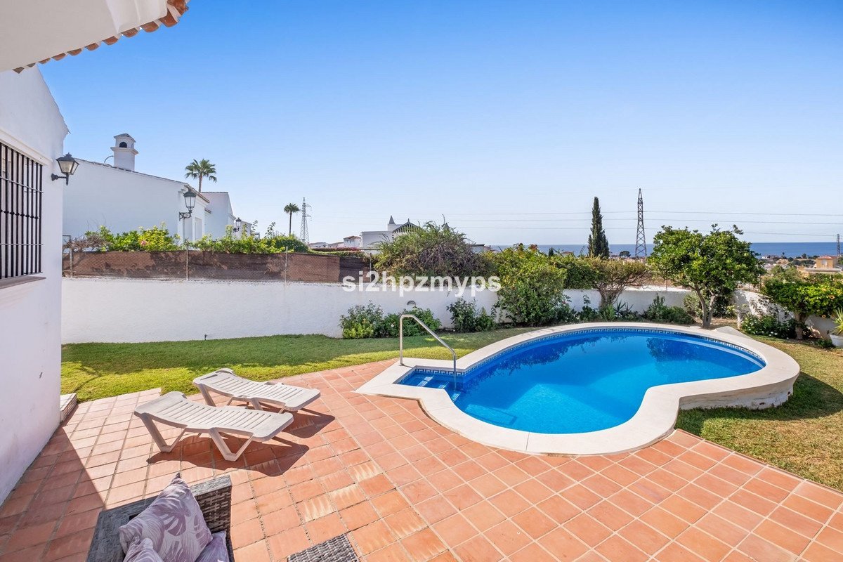2 Bed Detached Villa in Nerja