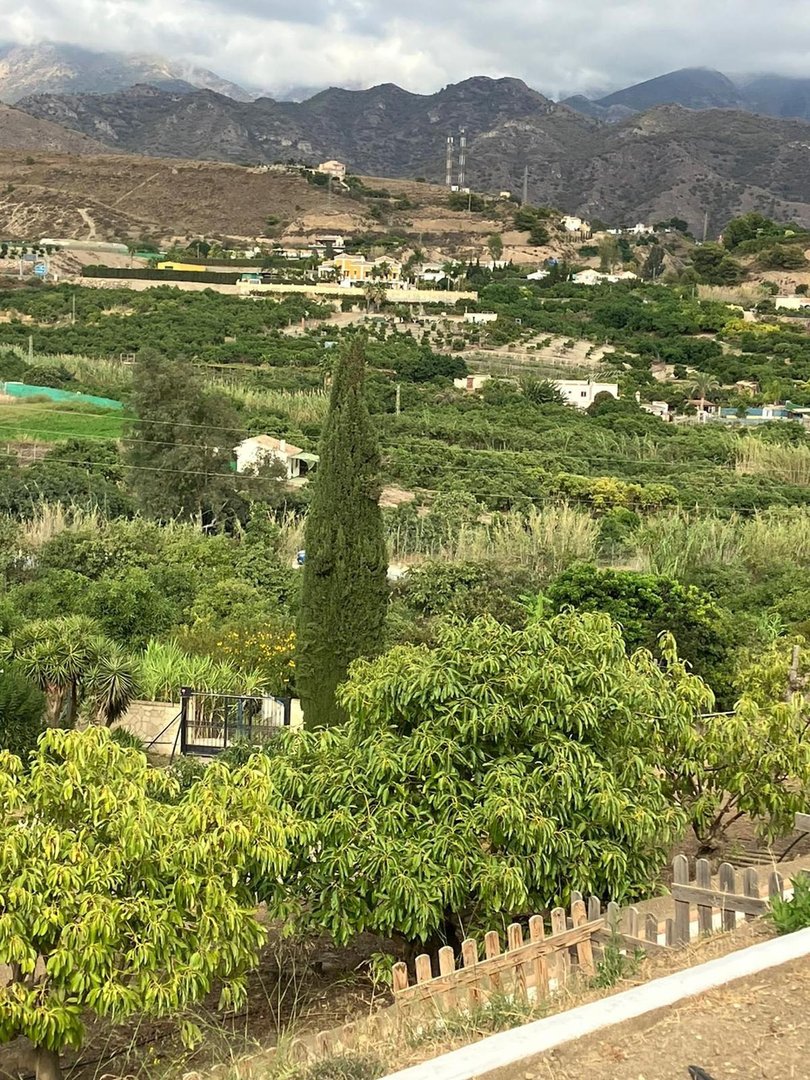 4 Bed Detached Villa in Nerja