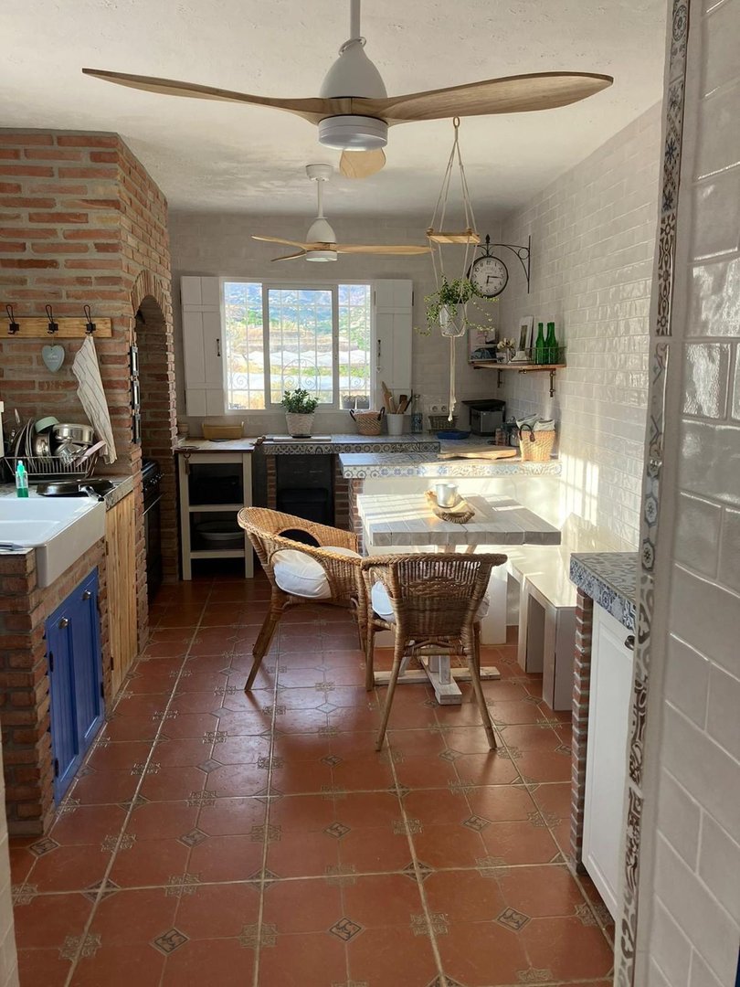 4 Bed Detached Villa in Nerja