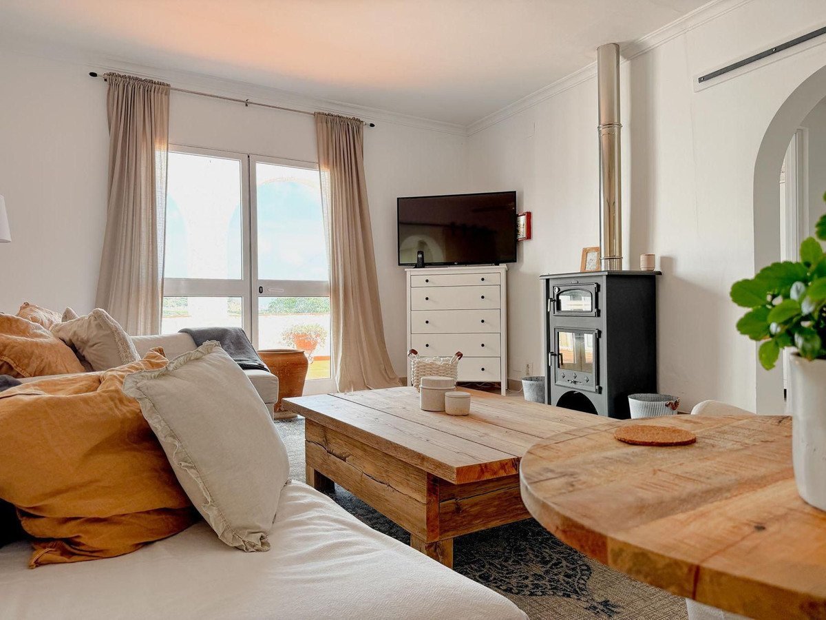 4 Bed Detached Villa in Nerja