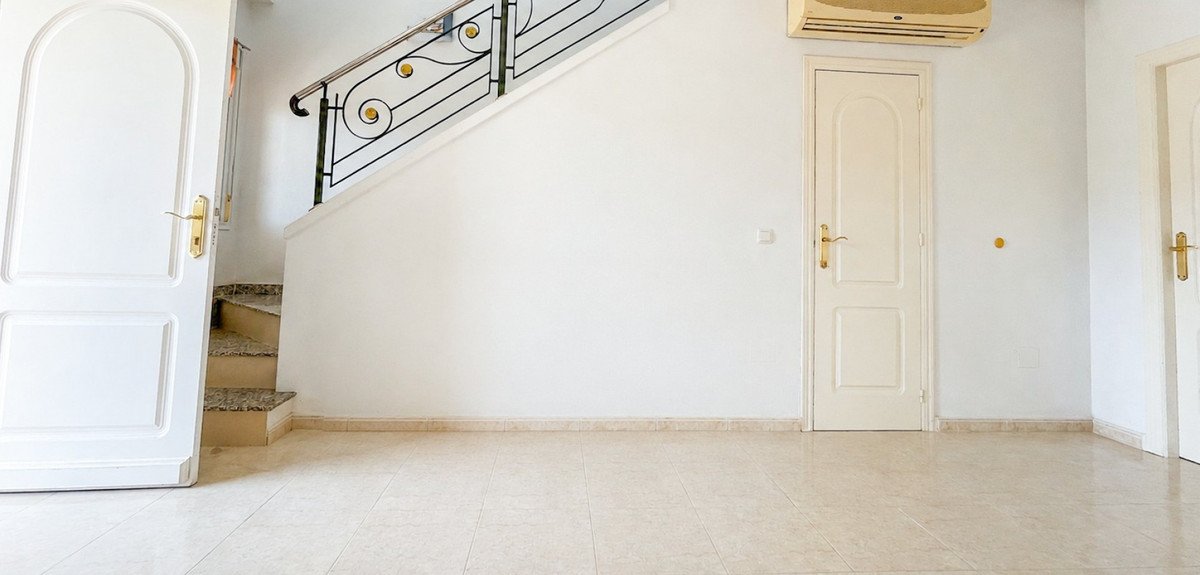 3 Bed Townhouse in Dona Pepa