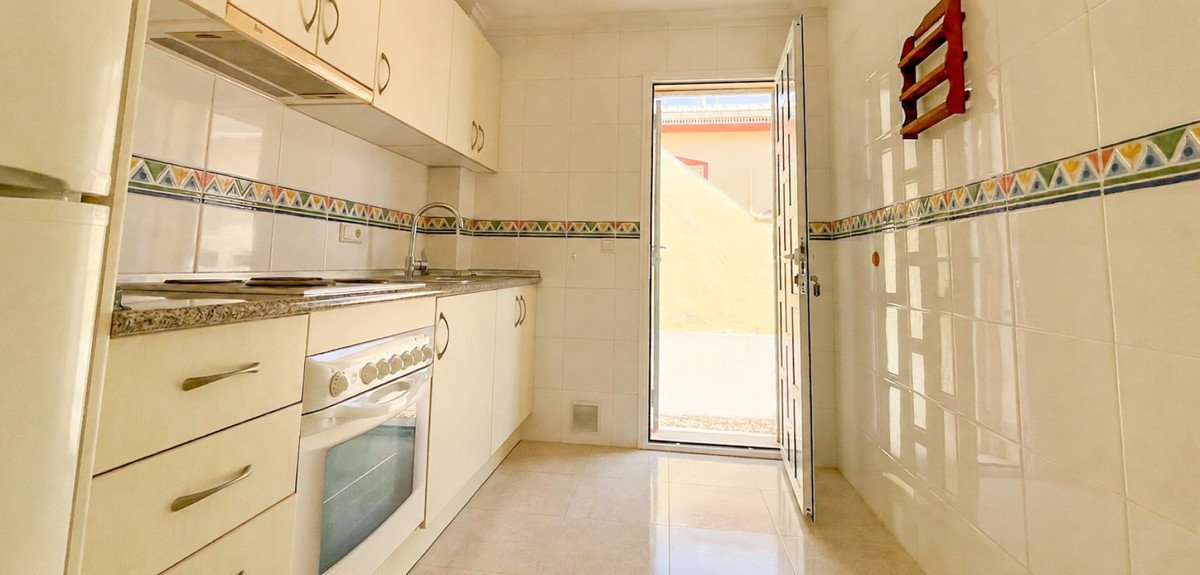 3 Bed Townhouse in Dona Pepa