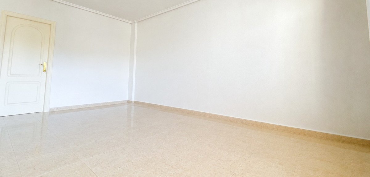 3 Bed Townhouse in Dona Pepa