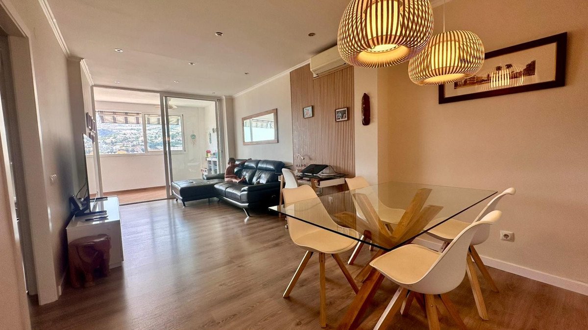 2 Bed Middle Floor Apartment in Benalmadena
