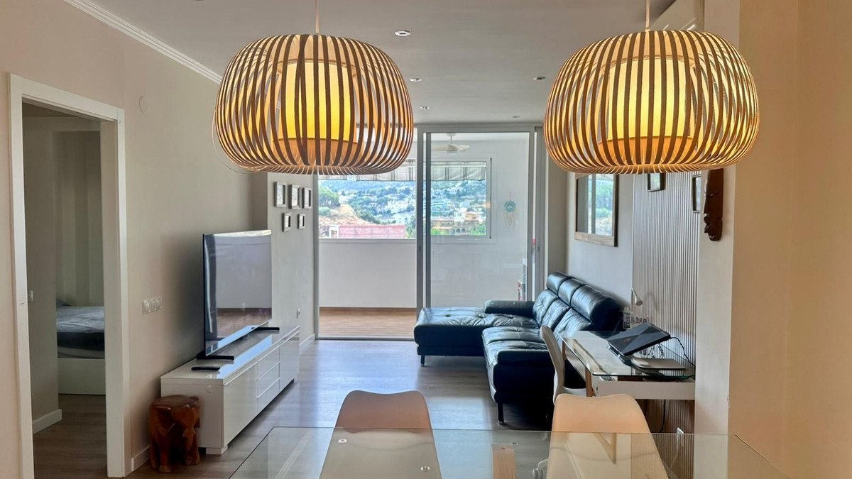 2 Bed Middle Floor Apartment in Benalmadena