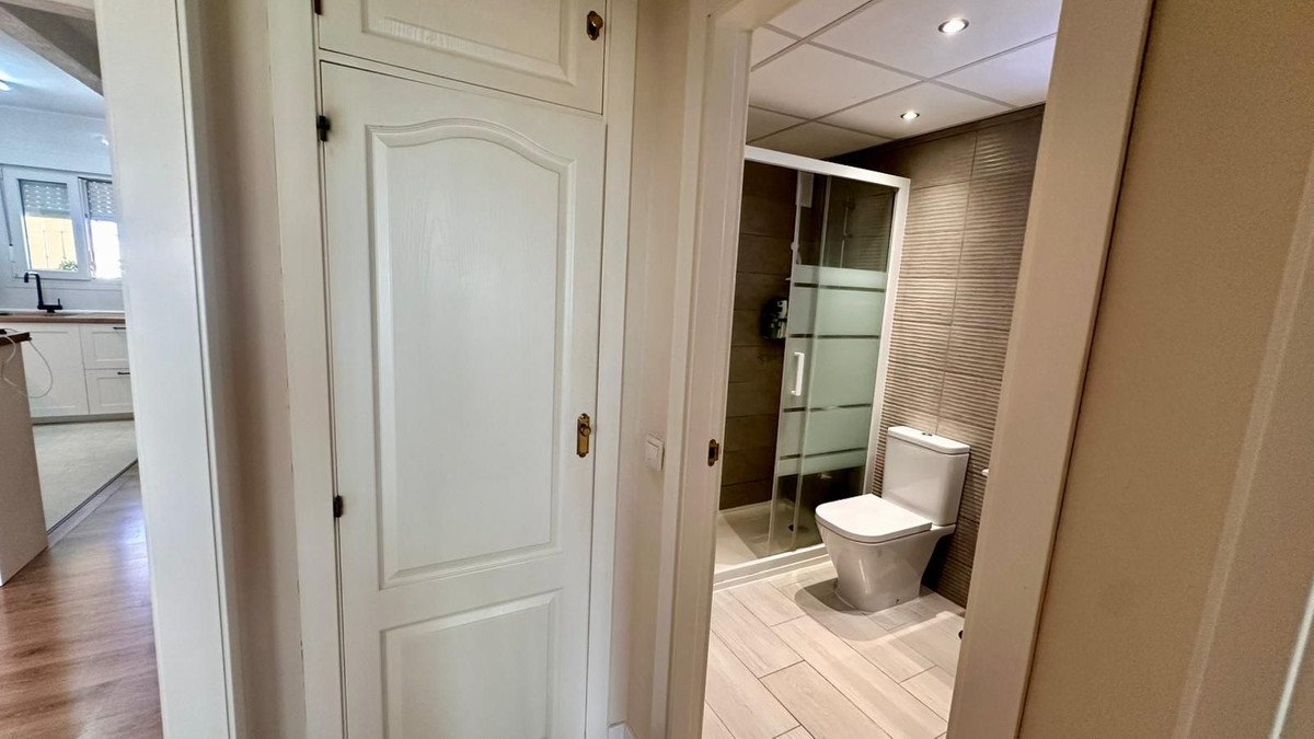 2 Bed Middle Floor Apartment in Benalmadena