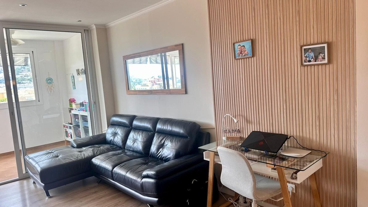 2 Bed Middle Floor Apartment in Benalmadena