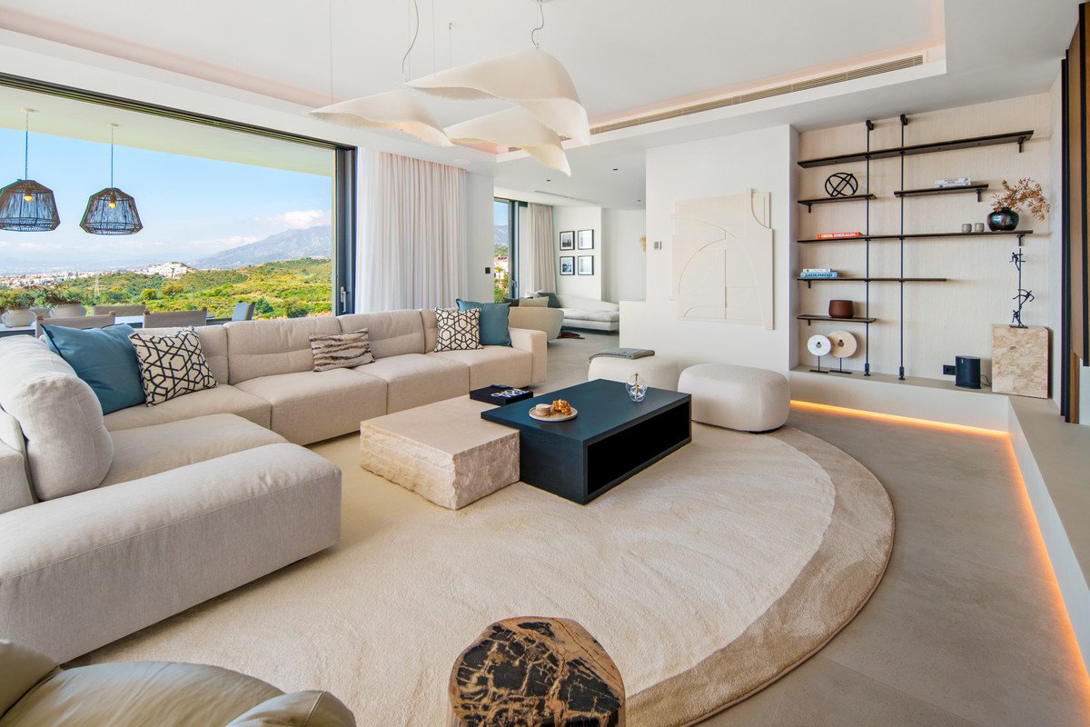4 Bed Detached Villa in El Rosario