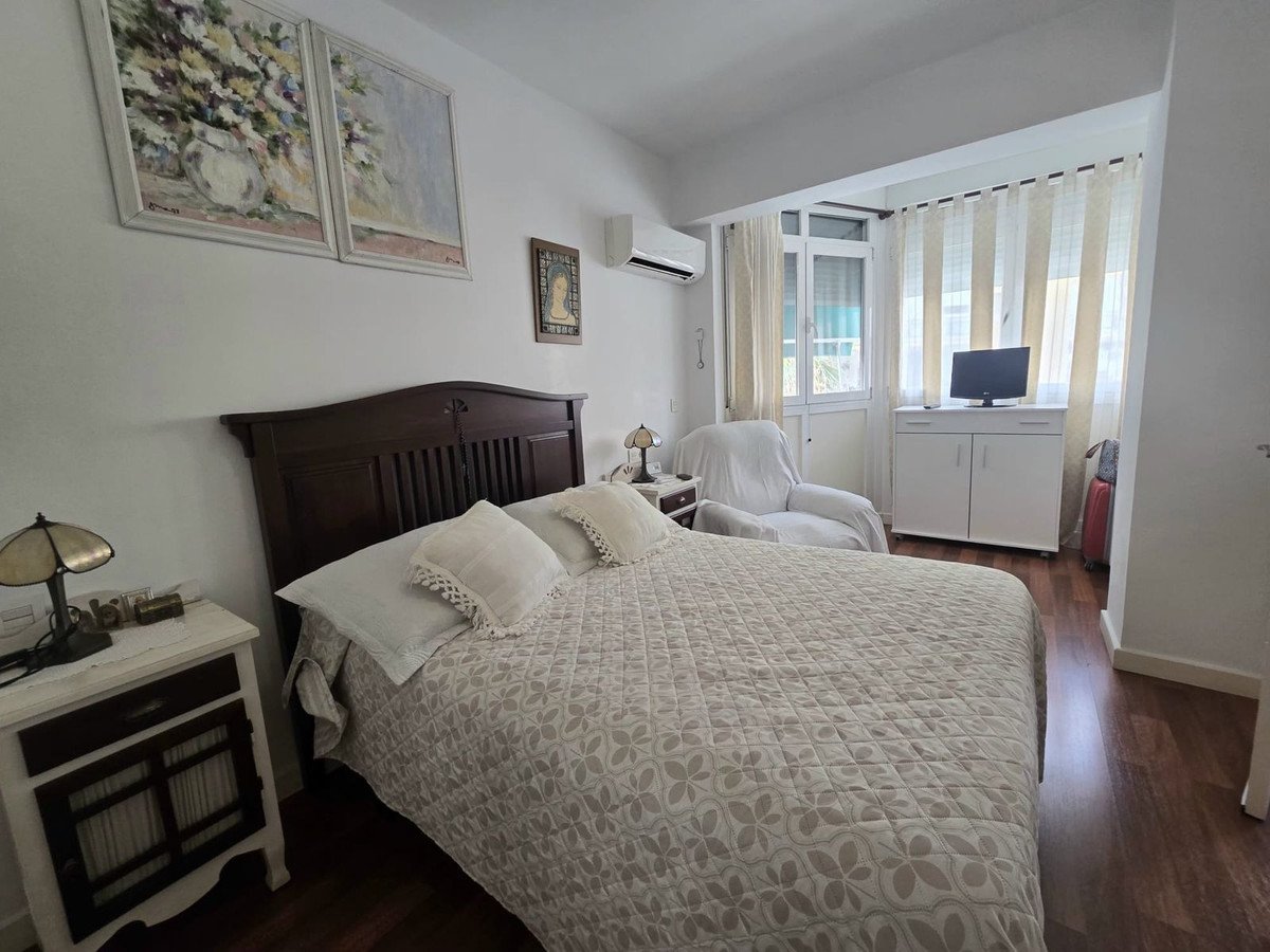 1 Bed Middle Floor Apartment in Torremolinos Centro