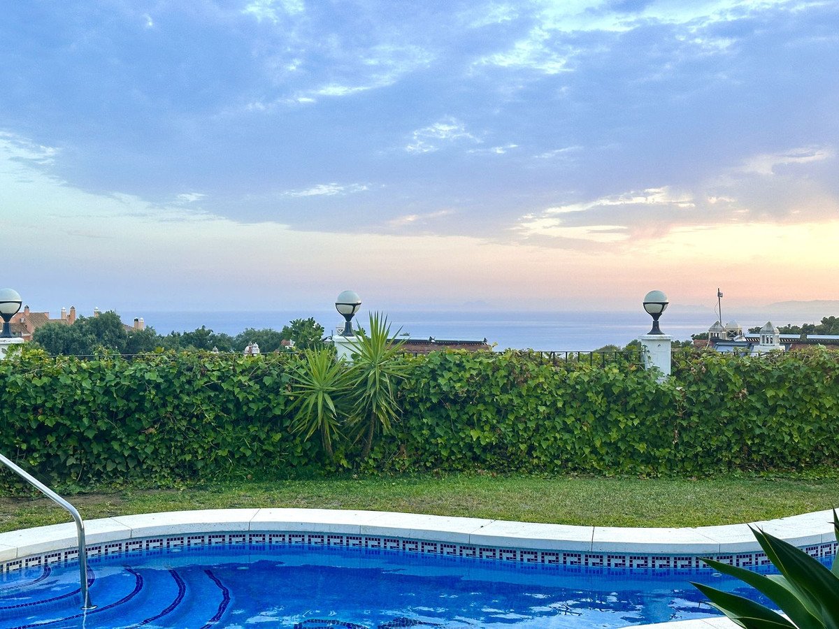 5 Bed Townhouse in La Mairena