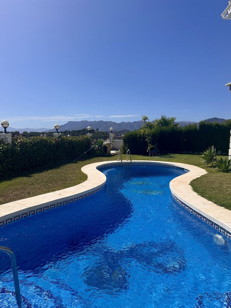 5 Bed Townhouse in La Mairena