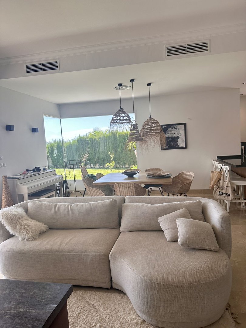 5 Bed Townhouse in La Mairena