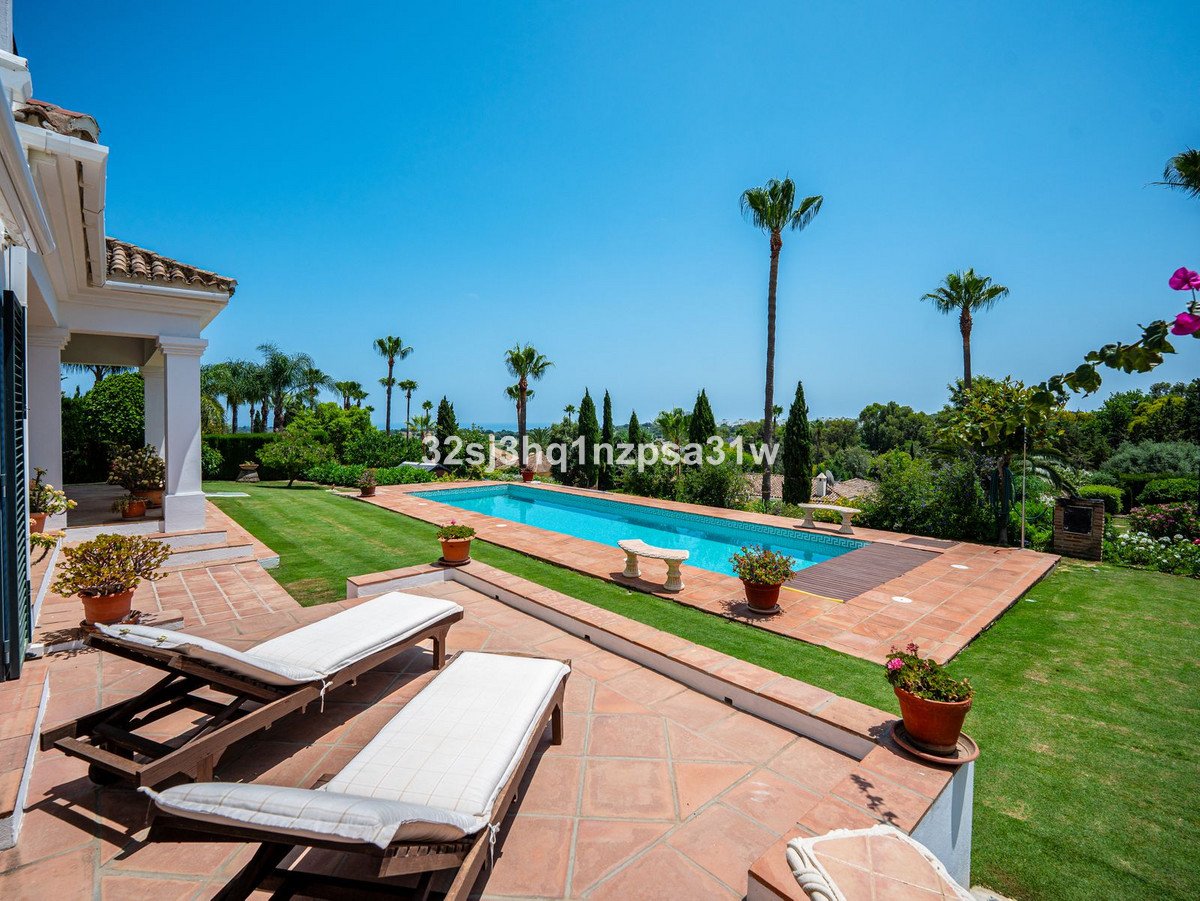 5 Bed Detached Villa in Sotogrande