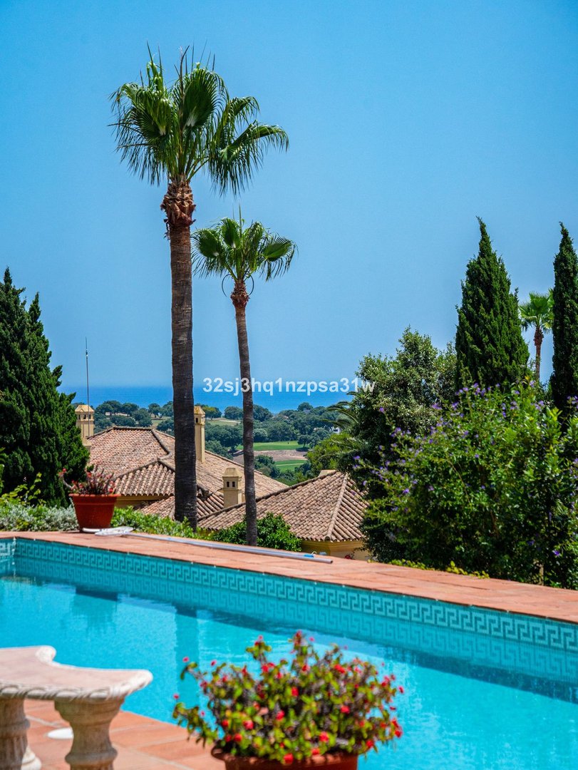 5 Bed Detached Villa in Sotogrande