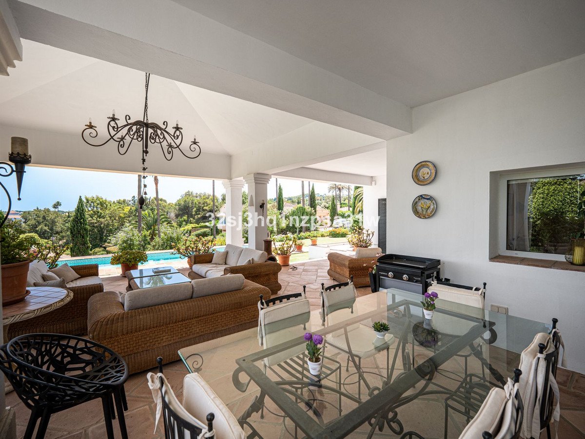 5 Bed Detached Villa in Sotogrande