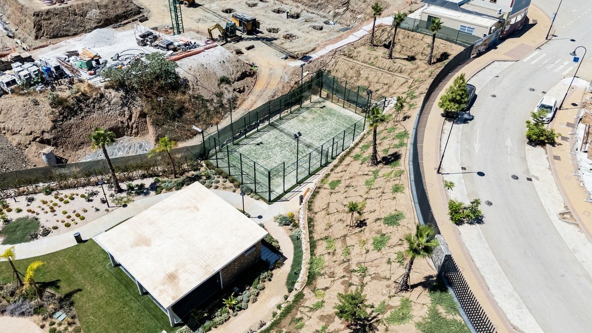 2 Bed Ground Floor Apartment in El Chaparral