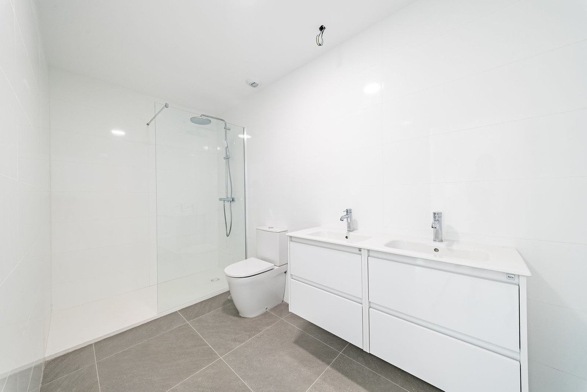 2 Bed Ground Floor Apartment in El Chaparral