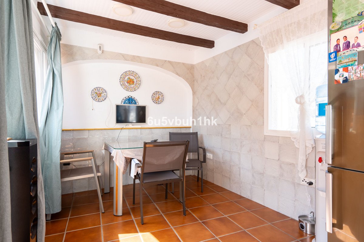 4 Bed Detached Villa in Torreblanca