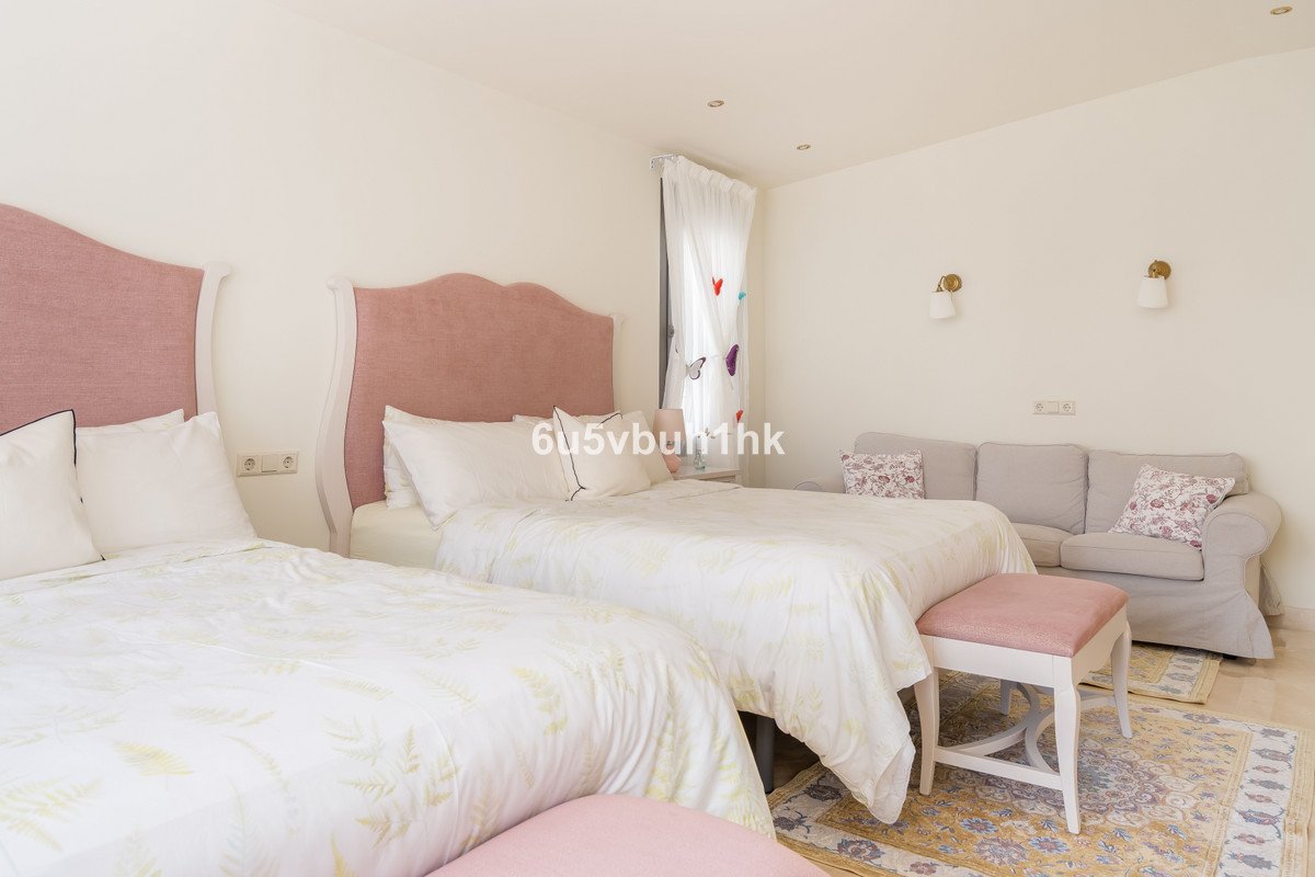 4 Bed Detached Villa in Torreblanca