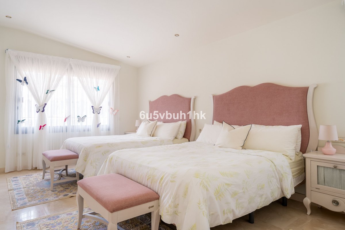 4 Bed Detached Villa in Torreblanca