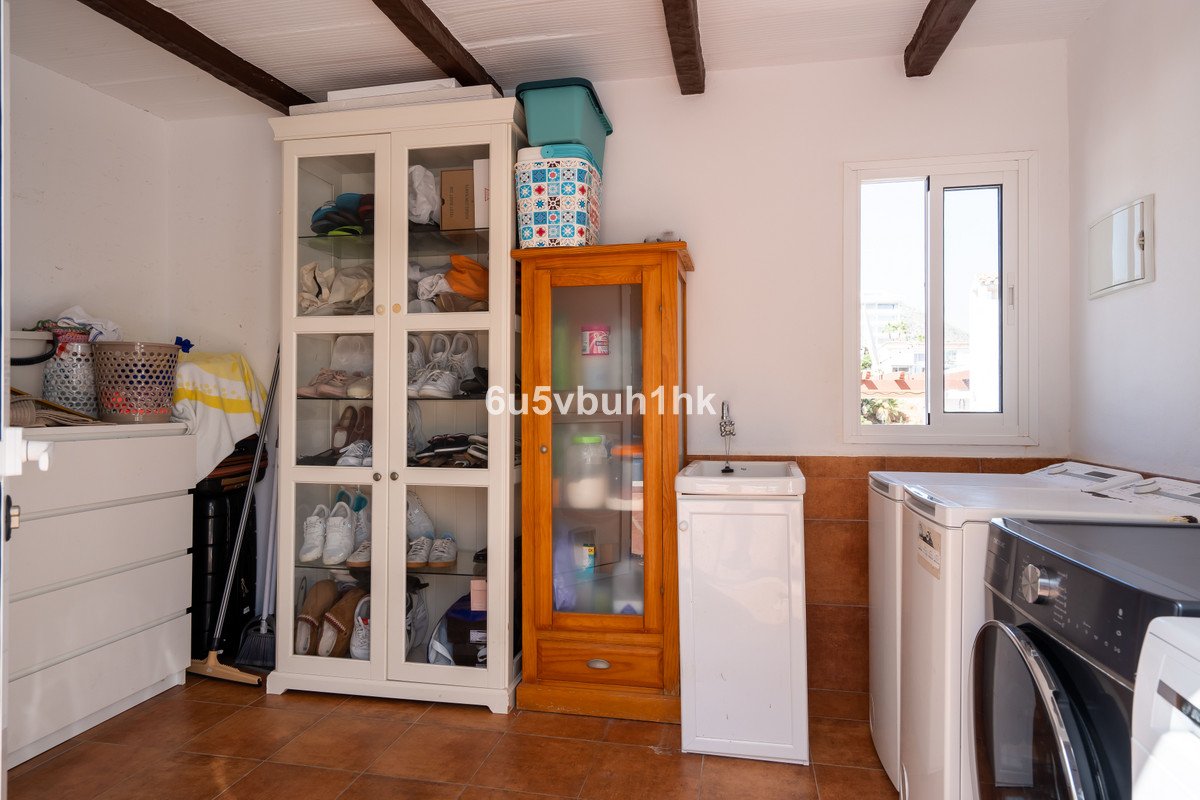 4 Bed Detached Villa in Torreblanca
