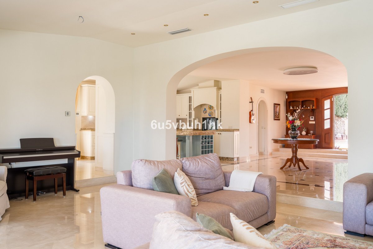 4 Bed Detached Villa in Torreblanca