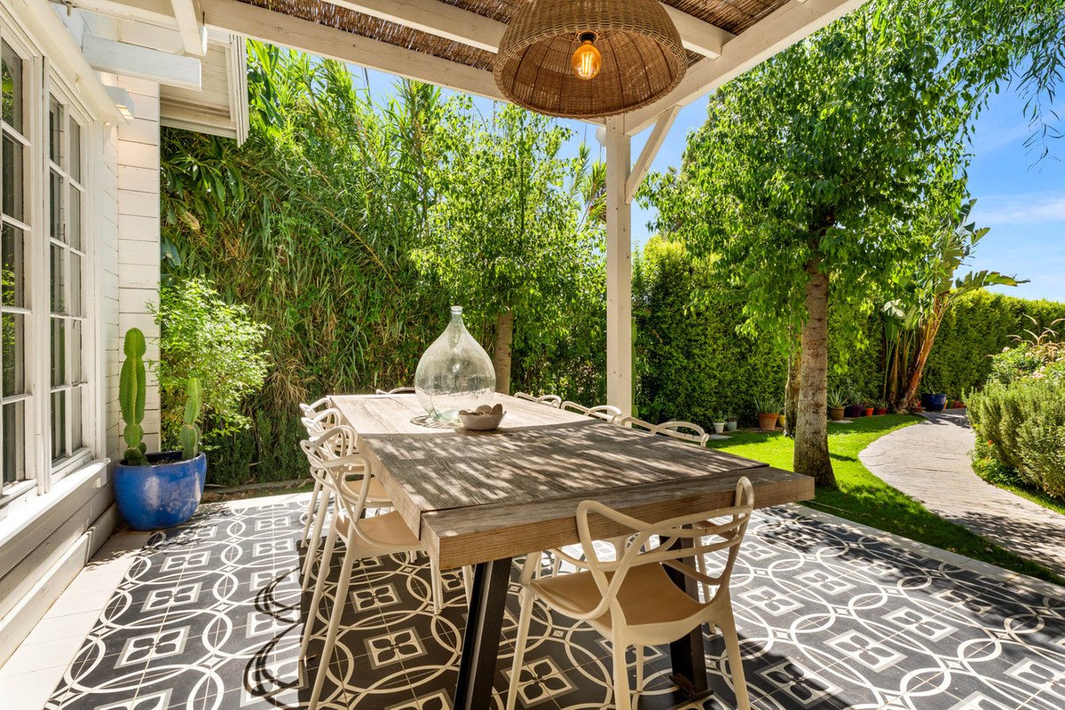 8 Bed Detached Villa in Benahavís