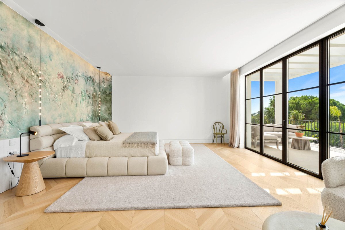 8 Bed Detached Villa in Benahavís