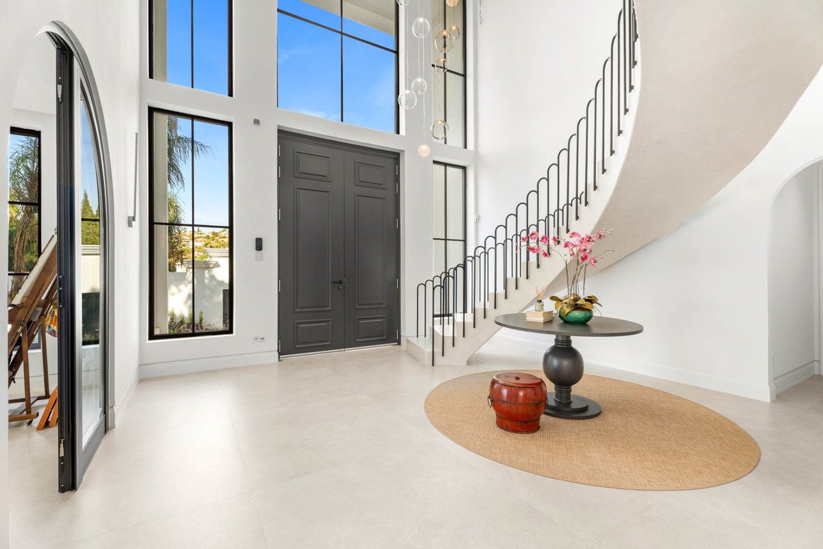 8 Bed Detached Villa in Benahavís