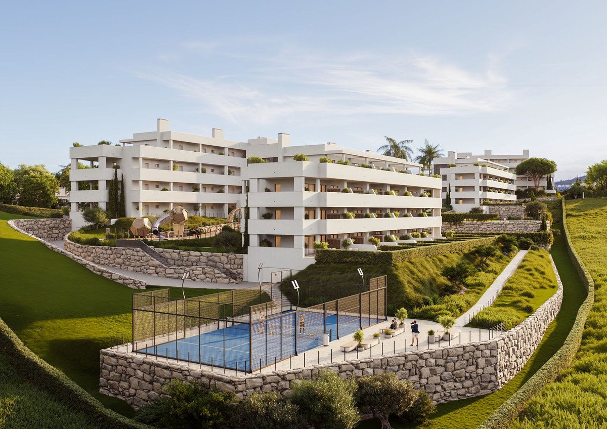 1 Bed Middle Floor Apartment in Manilva