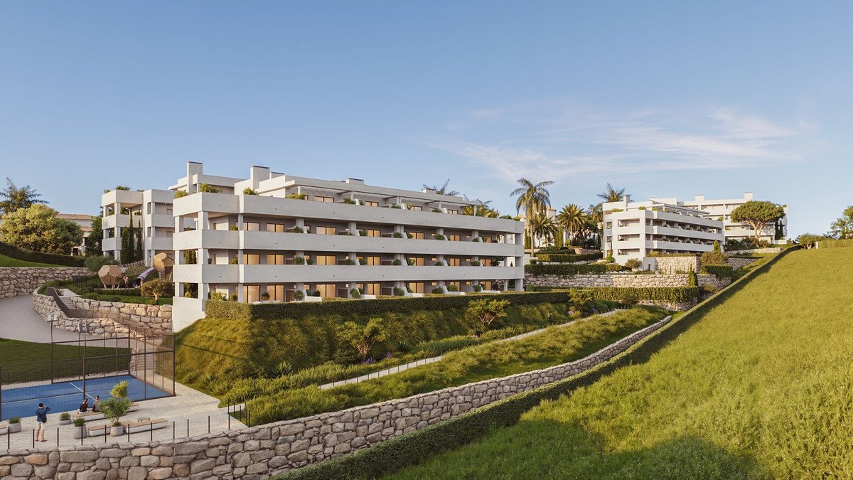 1 Bed Middle Floor Apartment in Manilva