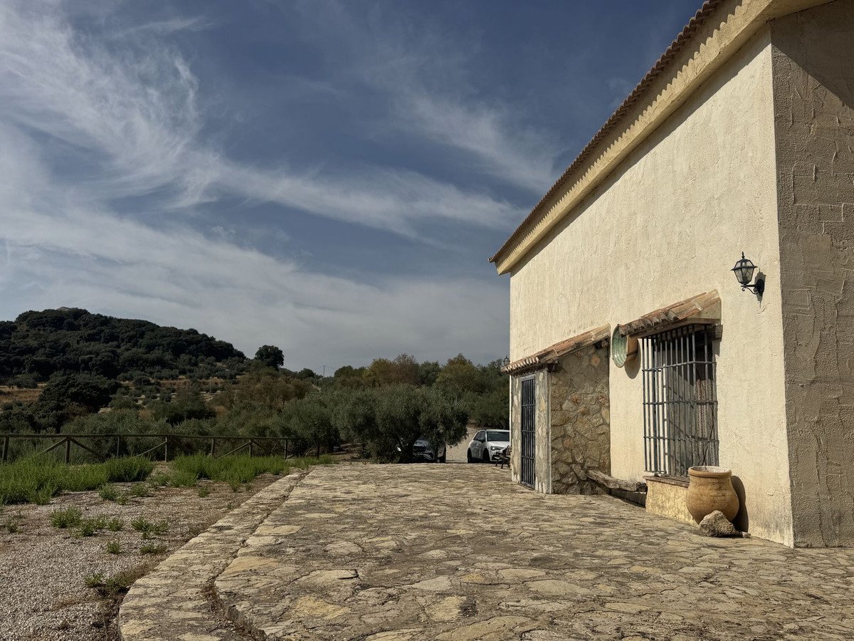 3 Bed Finca - Cortijo in Alfarnate