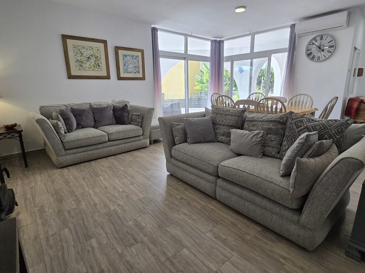 4 Bed Detached Villa in El Calon