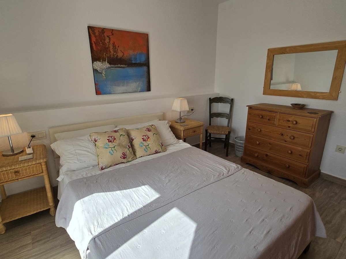 4 Bed Detached Villa in El Calon