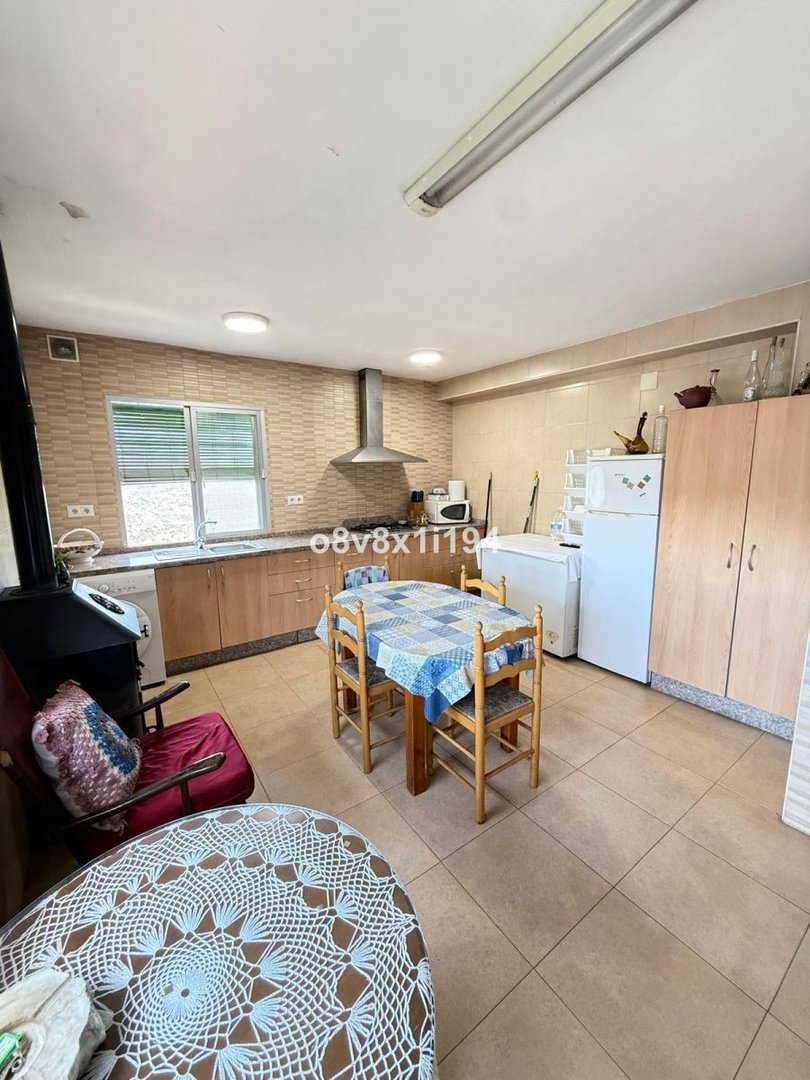 4 Bed Detached Villa in Cómpeta