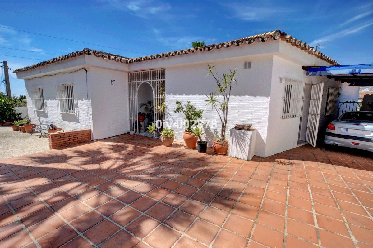 5 Bed Detached Villa in La Capellania