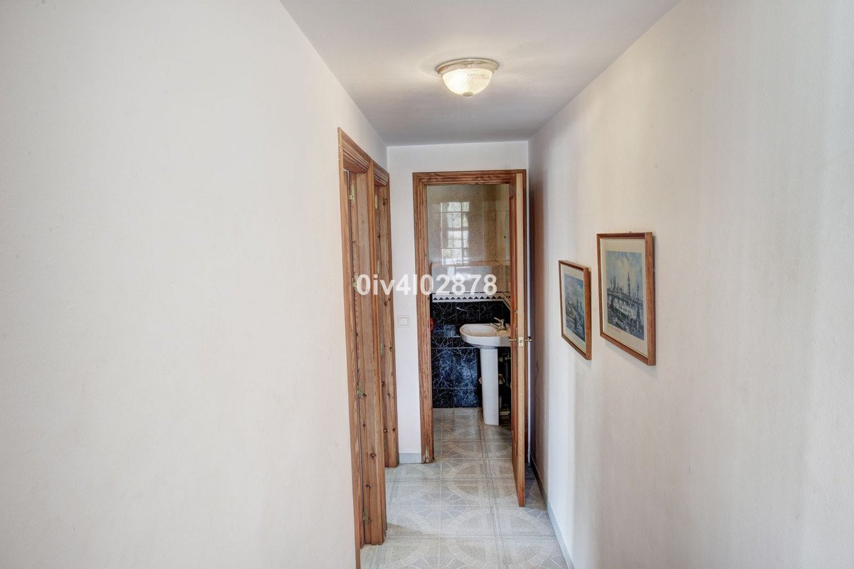 5 Bed Detached Villa in La Capellania