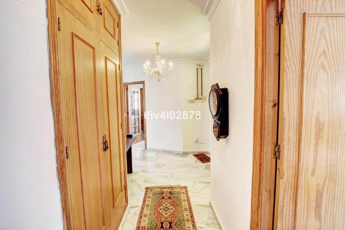 5 Bed Detached Villa in La Capellania
