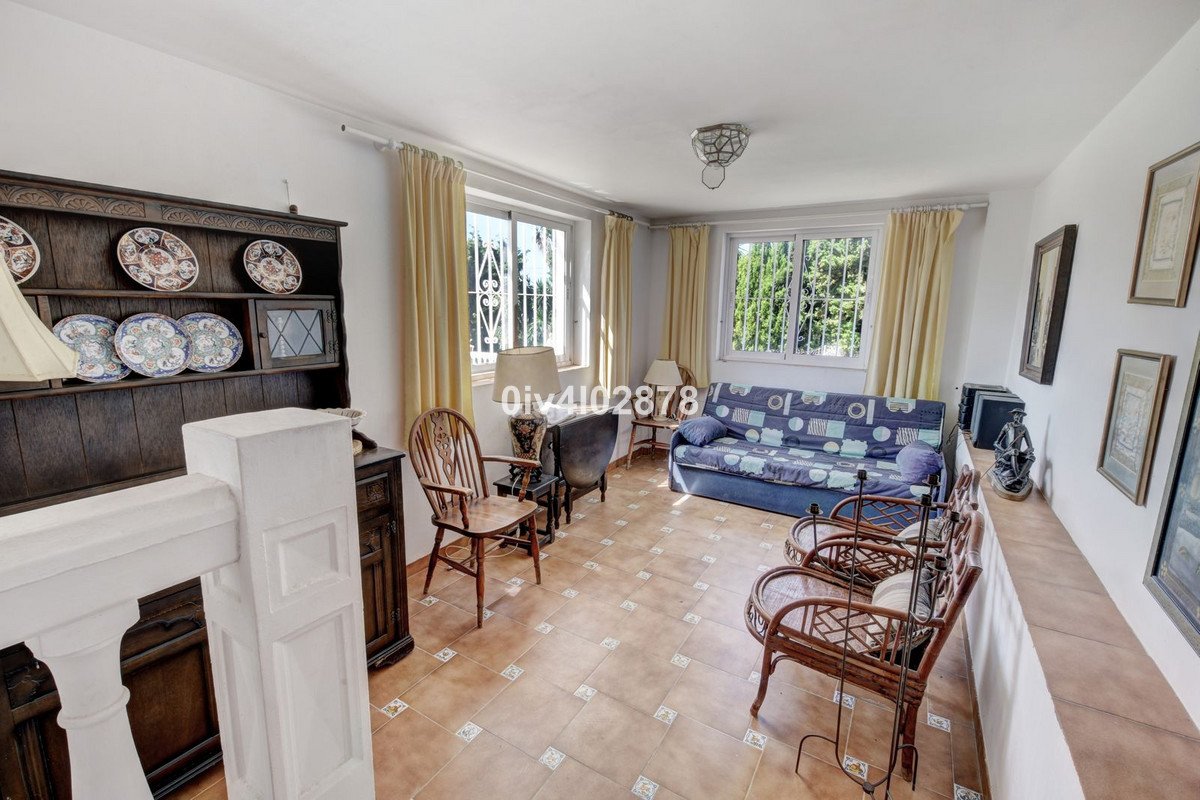 5 Bed Detached Villa in La Capellania