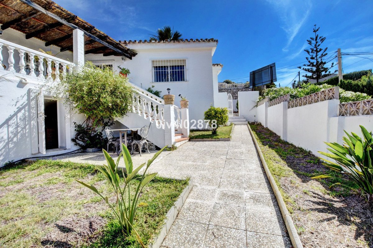 5 Bed Detached Villa in La Capellania