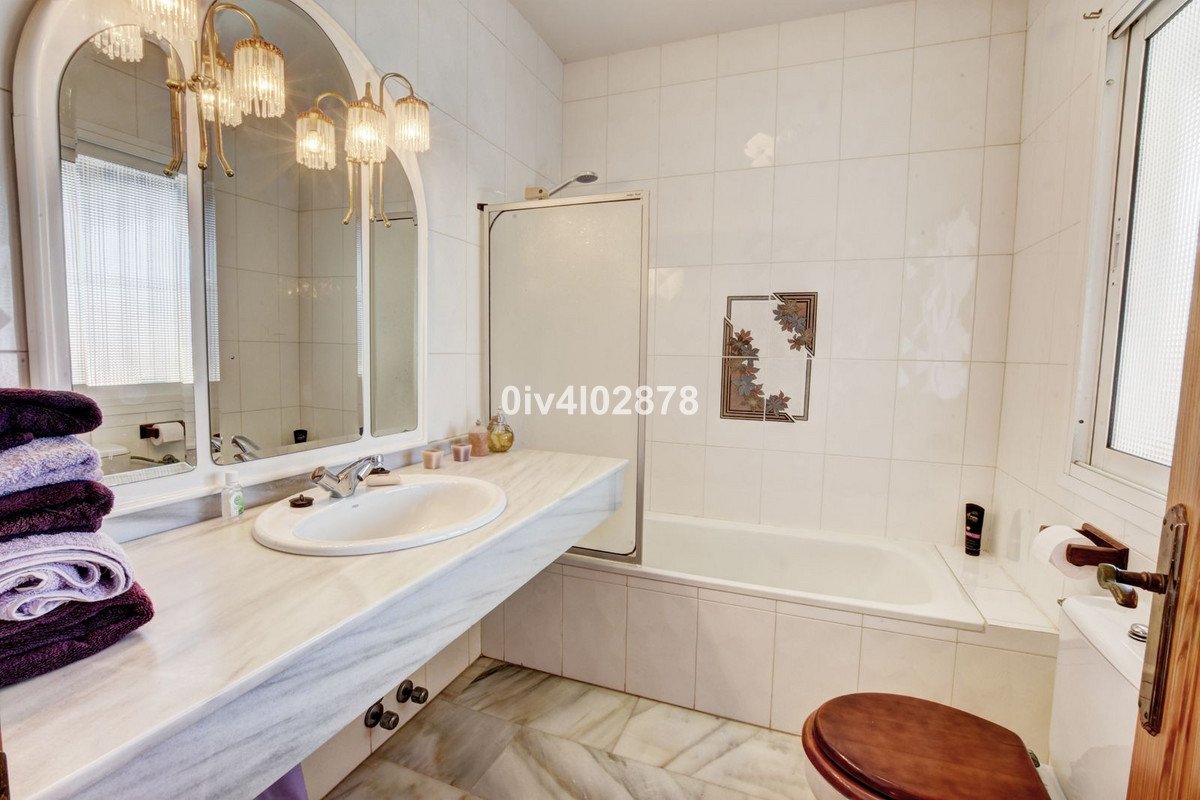 5 Bed Detached Villa in La Capellania