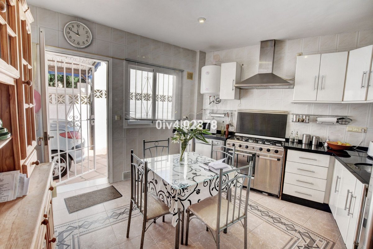 5 Bed Detached Villa in La Capellania