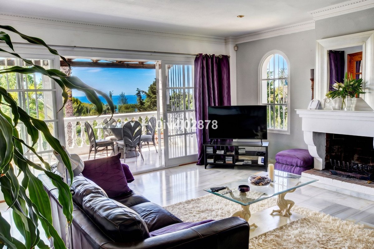 5 Bed Detached Villa in La Capellania