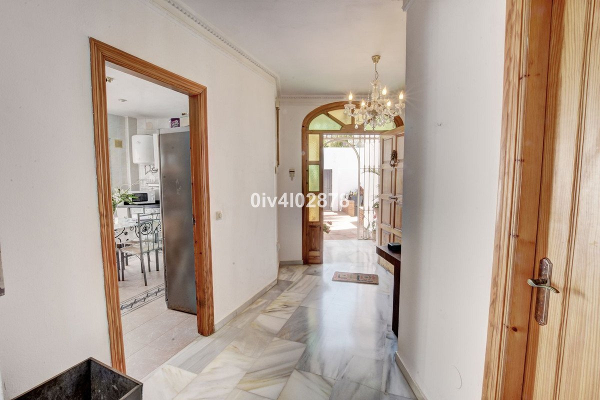 5 Bed Detached Villa in La Capellania