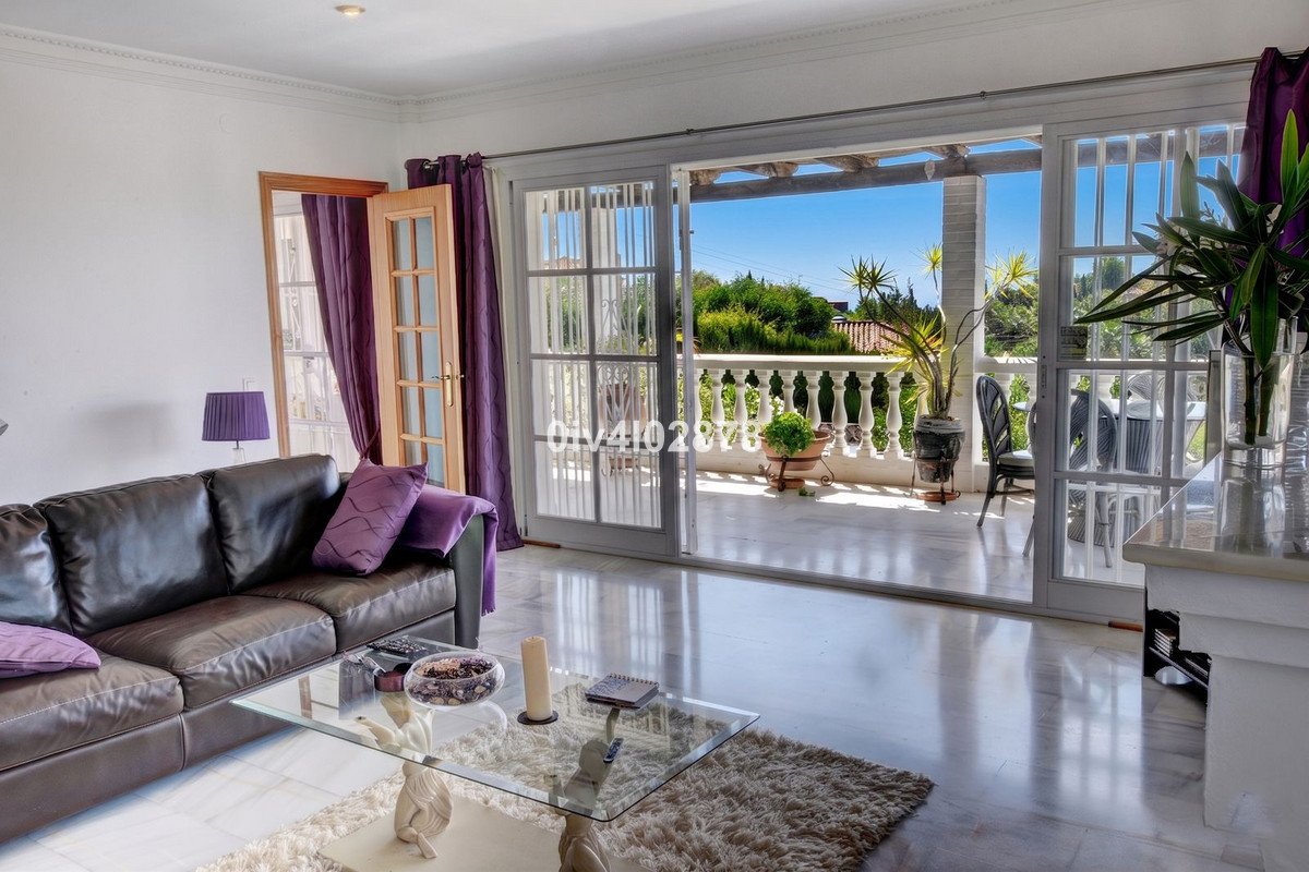 5 Bed Detached Villa in La Capellania