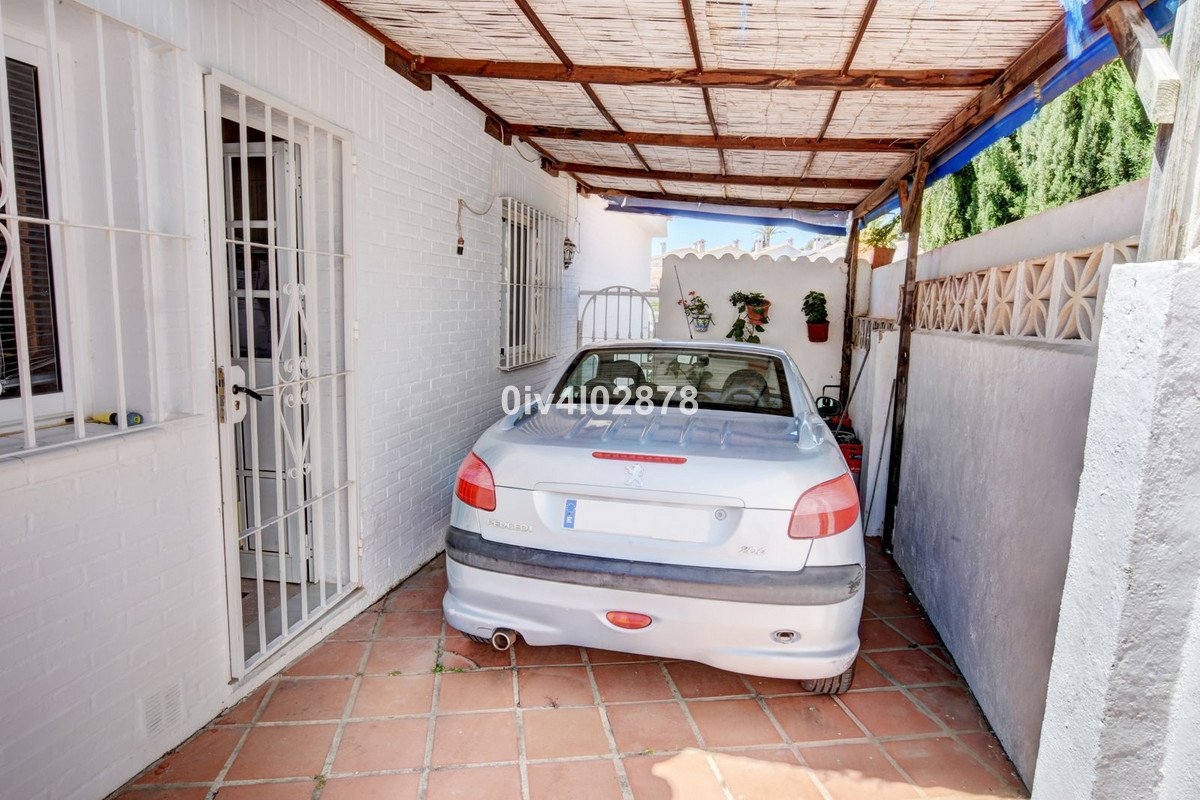 5 Bed Detached Villa in La Capellania