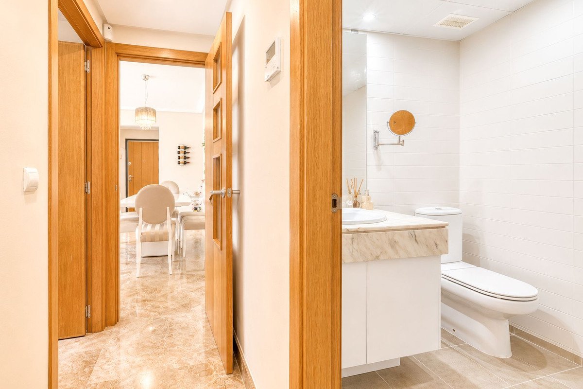2 Bed Ground Floor Apartment in Estepona