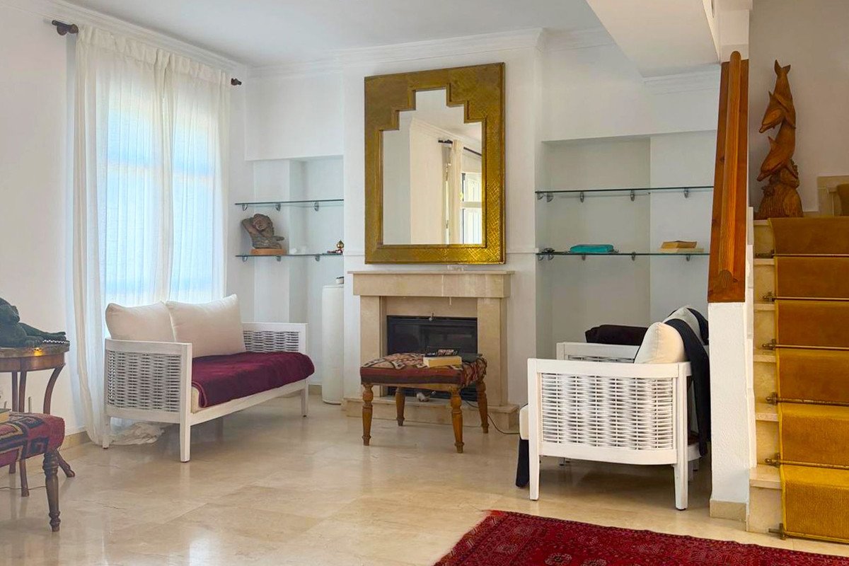 4 Bed Townhouse in San Pedro de Alcántara
